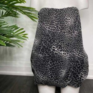 Strapless leopard print dress